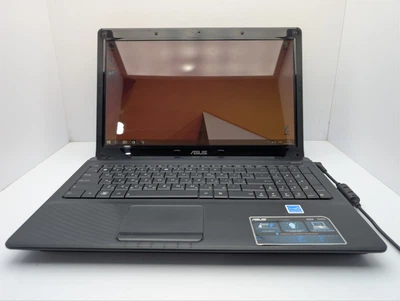 Ноутбук Asus X52N /AMD Phenom ll N830 3 ядра/6GB-DDR3/320GB-HDD/ATI Mobility Radeon HD 4200s /15.6" HD Б/В