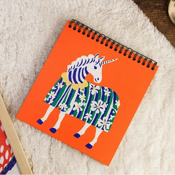 Блокнот Sketchbook (квадрат.) Єдиноріг в накидці