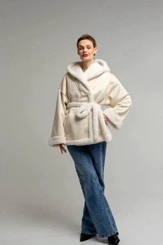 Жіноча дублянка двостороння на зиму UF-Fashion N89V 54 молочний