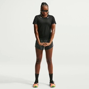 Футболка женская Nike W Nk Arswft Dfadv Top Ss S Черный IM7567-010