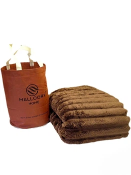 Плед Malloory Home Шарпей Королевская полоска 5 см в фирменной сумочке 200x220 см Шоколад