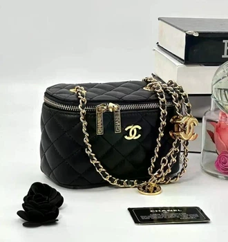 Женская сумка Chanel Classic Lambskin черная