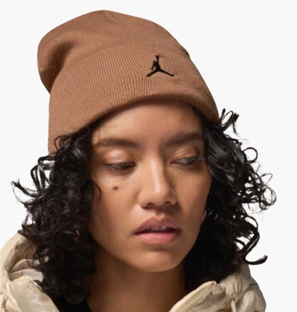 Шапка Nike U J Peak Beanie Ess ONE SIZE Бежевий FN4672-223