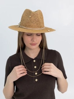 Шляпа Федора женская D.Hats из рафия с двойной цепью золото коричневая