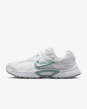 Кроссовки женские Nike V5 Rnr 37.5 Белый HQ7901-106