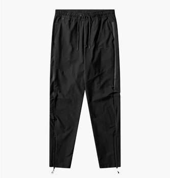 Брюки чоловічі Nike Sportswear Black L Чорний IF1404-010
