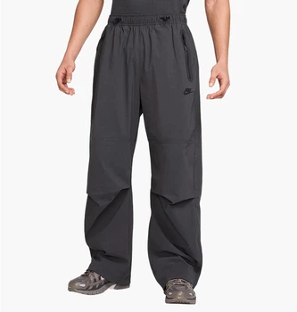 Брюки мужские Nike Tech Men's Oversized Woven L Сірий HV6515-060