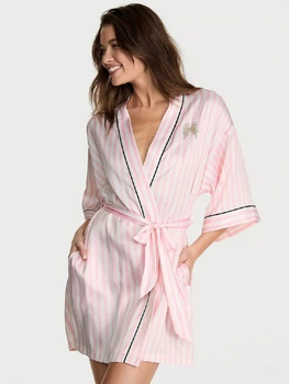 Женский халат Signature Satin Short Piped Robe Victoria's Secret, розовый в полоску, размер М