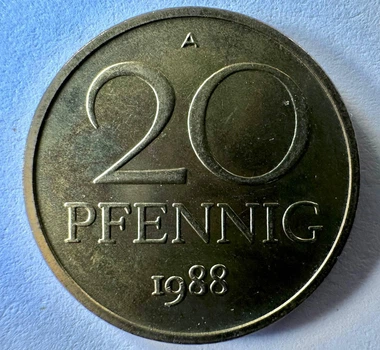 Німеччина 20 пфенігів 1988 рік Монети світу Рідкісна