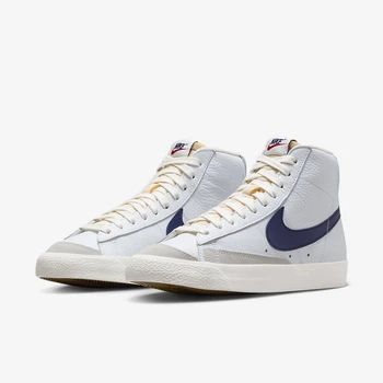 Кроссовки мужские Nike Blazer Mid 77 46 Комбинированный FN6877-100