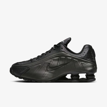 Кросівки чоловічі Nike Shox R4 40 Чорний HQ1988-001