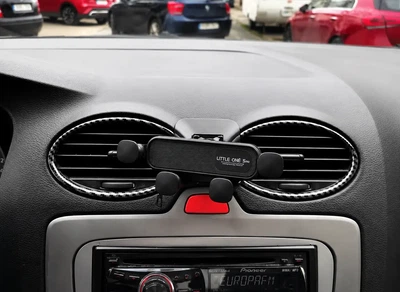 Тримач телефону для Ford Focus MK2 2004-2011 (Комлект: основа для панелі Ford Focus MK2 + тримач гравітаційний Little One).