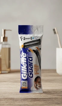Станок Gillette Guard + 3 змінні касети + одноразовий гель для гоління Gillette 3.95 мл