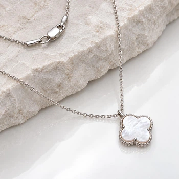 Серебряное колье DIVA Четырехлистник с перламутром 40
