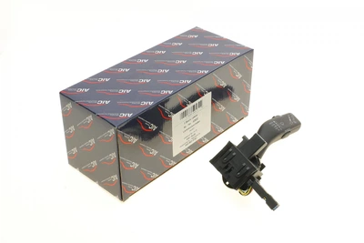 Переключатель подрулевой VW Caddy III / Golf VI / Touran 03-15(R) (с задним стеклоочистителем) AIC 52532