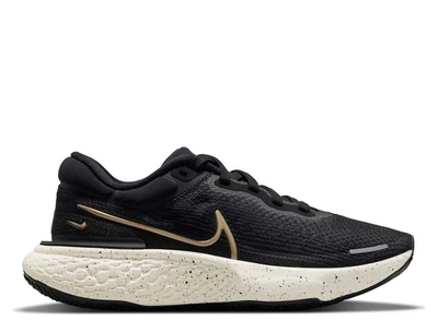 Кроссовки для бега женские Nike Zoomx Invincible Run Flyknit 37.5 Черный CT2229-004