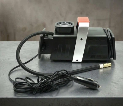 Универсальный мини-компрессор-насос 12V / 230V (Встроенный манометр)