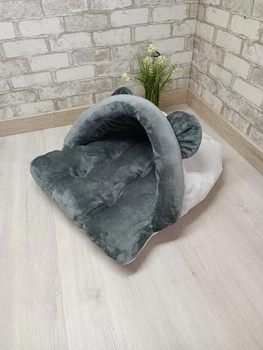 Лежак норка з капюшоном для котів та собак Animals_joy М 70*60 cм (036)