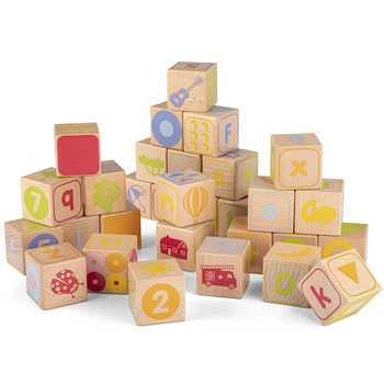 Дерев'яні кубики з буквами та цифрами New Classic Toys, 30 шт
