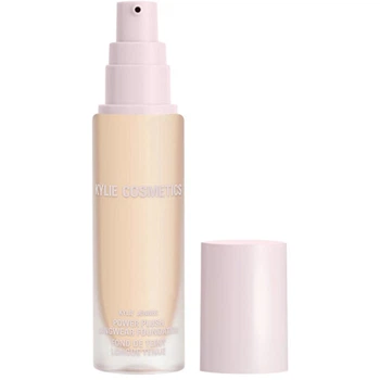 Стойкий тональный крем Kylie Cosmetics Power Plush Longwear 9WN