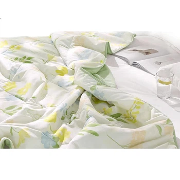 Літня ковдра з антибактеріального та антикліщового волокна LOVO Luolai Home Textile, клас А, 220*240 см, зелена