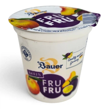 Йогурт-десерт Bauer Fru Fru зі смаком персика та маракуї 150 г
