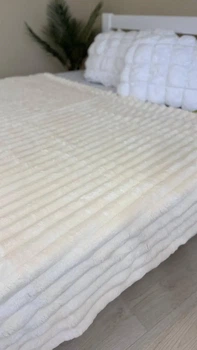 Теплый велюровый плед-покрывало Шарпей на овчинке полуторного размера 160x220 (белый) (WOOLL337)