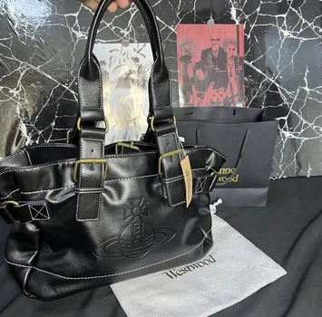 Сумка Vivienne Westwood Big black leather bag вивиен вествуд y2k sk8