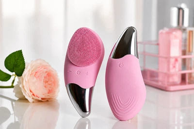 Щетка – массажер для лица Sonic Facial Brush силиконовая ручная электрическая
