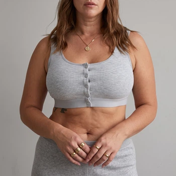 Топ від Lirina Rose 30567 4XL сірий (натуральна тканина, застібки спереду, рубчик, широкі бретелі, кнопки)