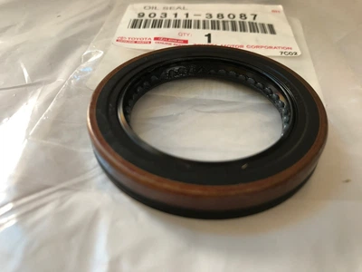 Сальник гидромуфты АКПП, оригинал, Toyota Land Cruiser Prado 120 2002-2009 OEM 9031138087