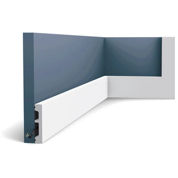 Плинтус окрашенный Orac Decor SX157-RAL9003