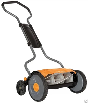 Механическая газонокосилка Fiskars StaySharp Plus для ухода за газоном