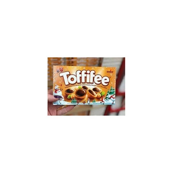 Цукерки toffifee Toffifee 125 грамів новий рік
