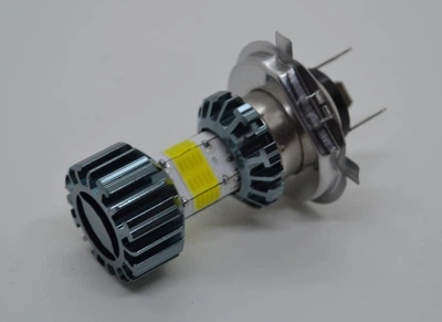 Світлодіодна лампа H4 72W для мотоцикла — COB LED, 6000 K, 12000 Лм, ближнє/дальнє світло