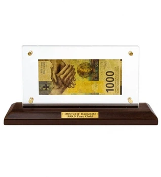 Банкнота на деревянной подставке 1000 CHF франков Швейцарии