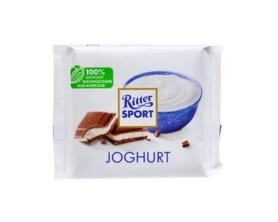 Шоколад молочний Ritter Sport з йогуртовою начинкою 100 г (4000417602718)