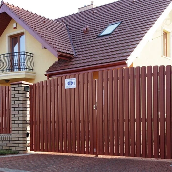 Металевий штахетник двосторонній 0,5 мм з глянецевим покриттям Ral 3005 вишневий