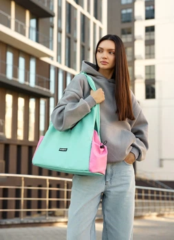 Жіноча спортивна сумка Sambag Flow з оксфорду 41x25,5x16,5 см м'ятна
