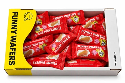 Вафлі Funny Wafers Тутті фрутті та полуниця 400г