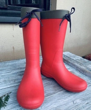 Жіночі гумові чоботи Crocs Women Freesail Rain Boot Flame Red (42-43, червоний)