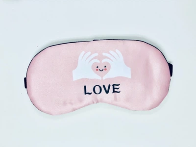 Маска для сна с охлаждающим эффектом гелевой вставкой Love