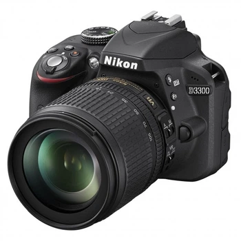 Nikon D3300 kit 18-105