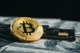 Сувенирная монета Bitcoin Биткоин криптовалюта 40 мм Золотистая( Bitcoin 40) - изображение 5