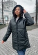 Женская куртка зимняя удлиненная c капюшоном из эко кожи KML 008 S (42-44) Черный (K 008 A) - изображение 3
