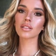 Глянсовий блиск для губ для збільшення обсягу Iconic London Lip Plumping Gloss Nearly Nude - зображення 5