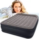 Двуспальная надувная кровать Intex 64136 (152 x 203 x 42 см) Deluxe Pillow Rest + Встроенный электронасос 220В - изображение 4