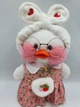 Мягкая игрушка уточка Сafe-mimi duck с белой меховой повязкой на голове, 30 см - изображение 6