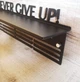 Медальниця "E-Trophy" з поличкою для кубків Never give up Сталева(чорний) - изображение 2