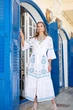 Пляжне плаття з бірюзовою вишивкою Fresh Cotton 21F-043C 46(L) Білий-Блакитний - зображення 1